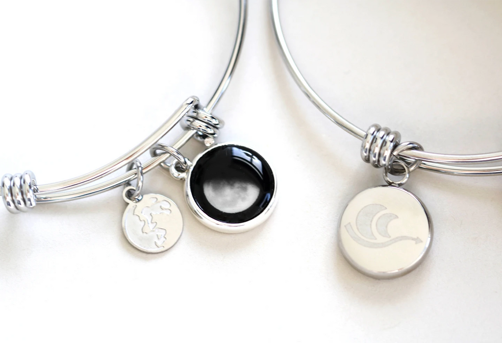 Moonglow jewelry retailers online near me