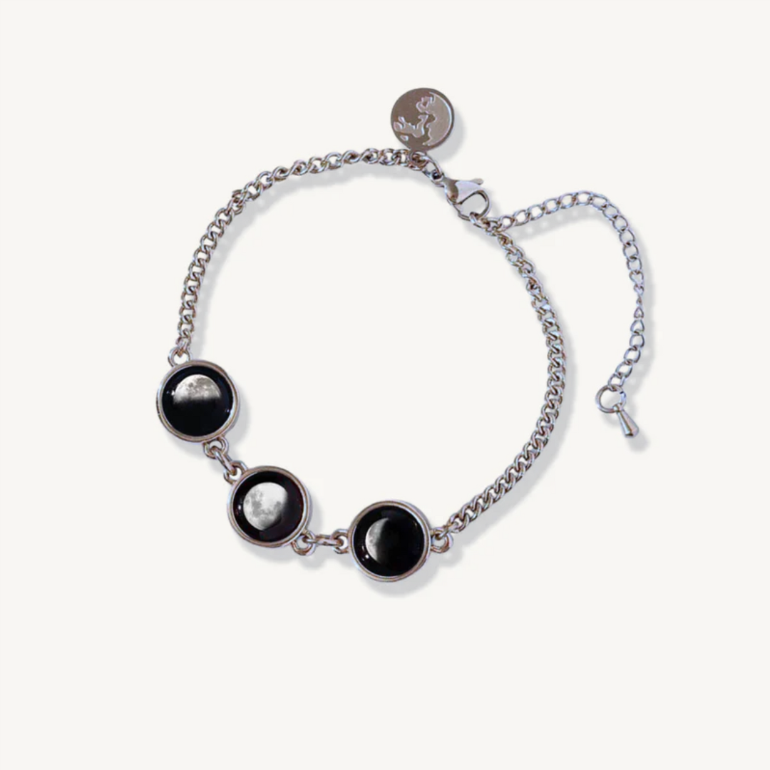 Triple Moon Pallene Bracelet in Silver