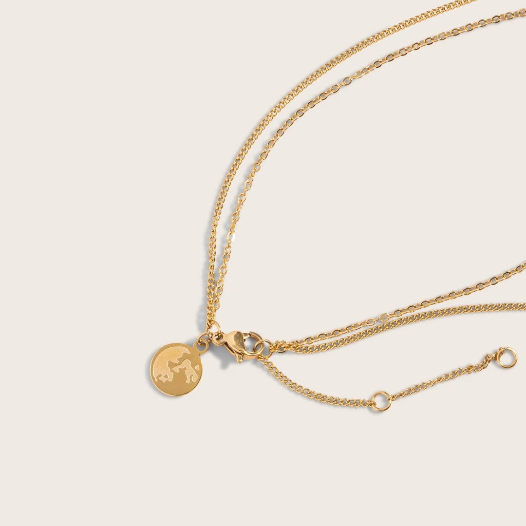Pink Moon Stella Necklace in Gold